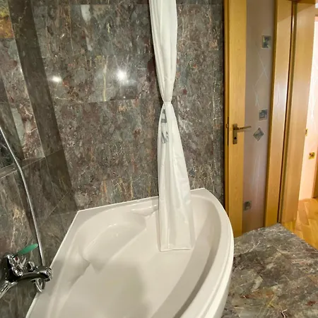 Penthouse Pensiunea Casa Bono Apartment Brasov