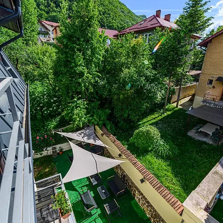 Apartment Penthouse Pensiunea Casa Bono *